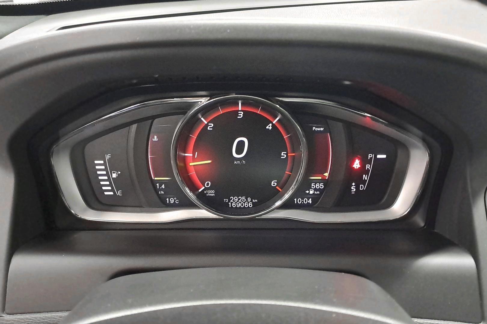 VOLVO XC60 16