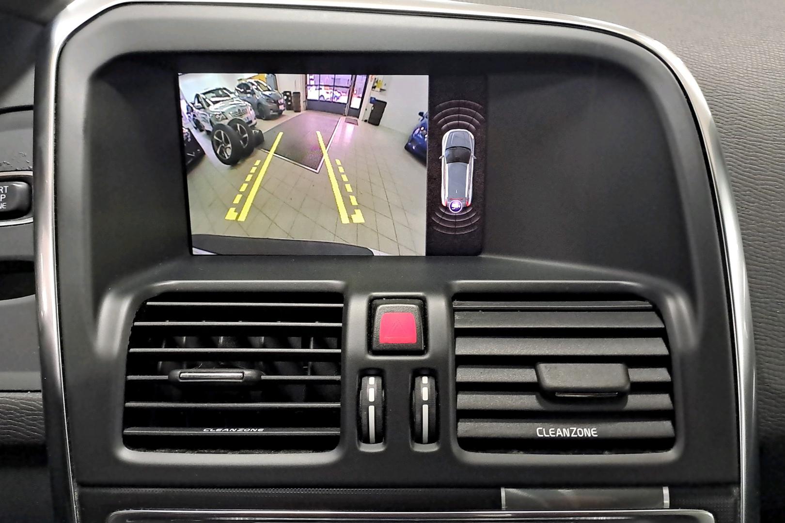 VOLVO XC60 18