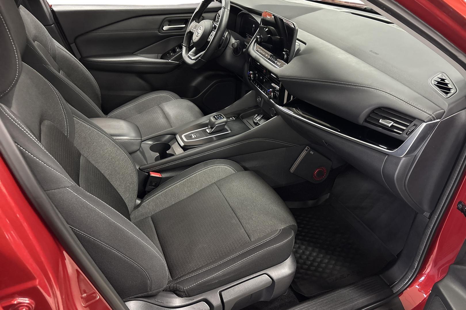 NISSAN Qashqai 2022