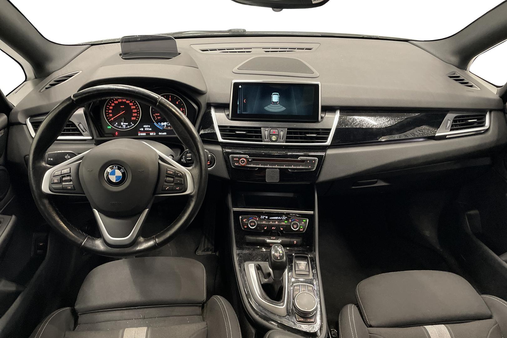 BMW 218 2018