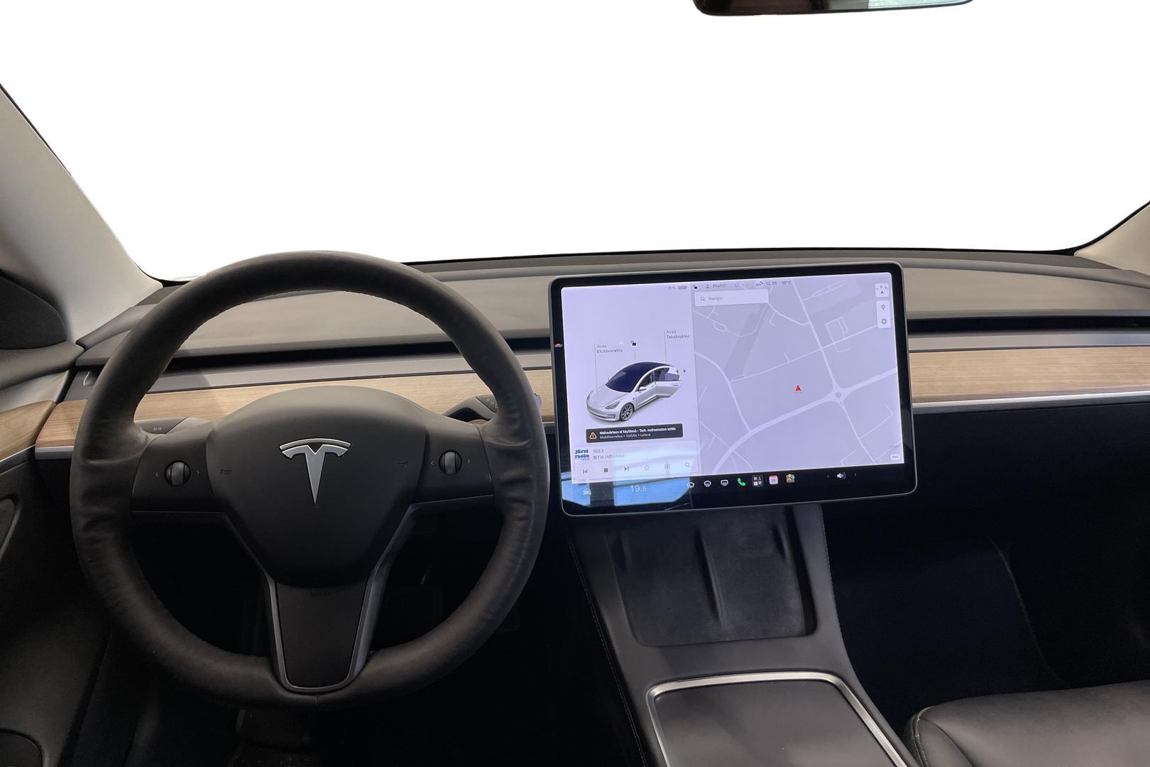 Tesla Model 3 2021