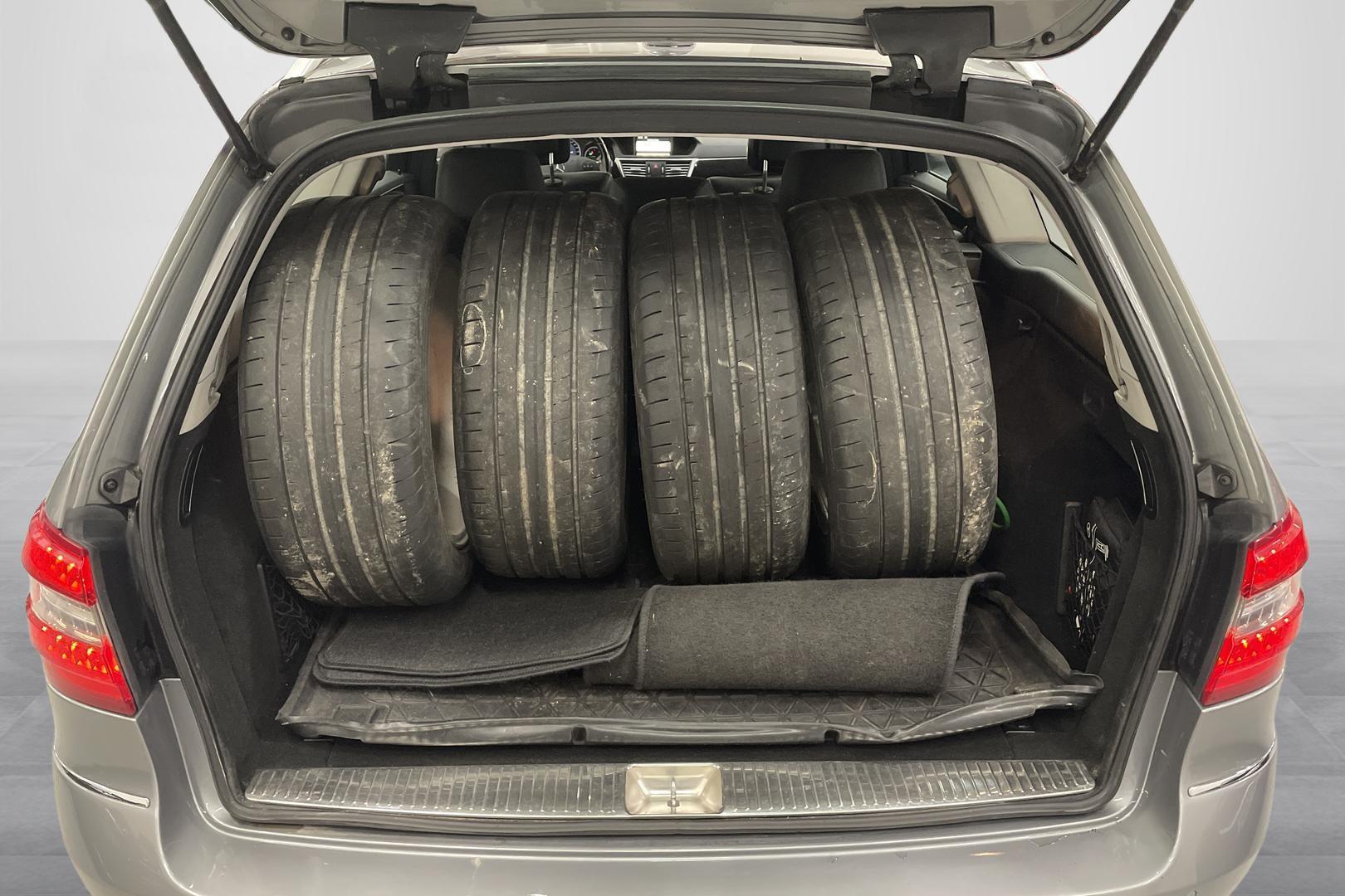 Mercedes-Benz E 2011