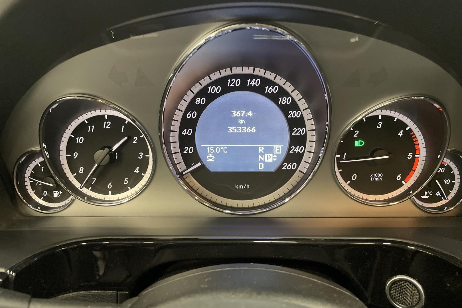 Mercedes-Benz E 2011