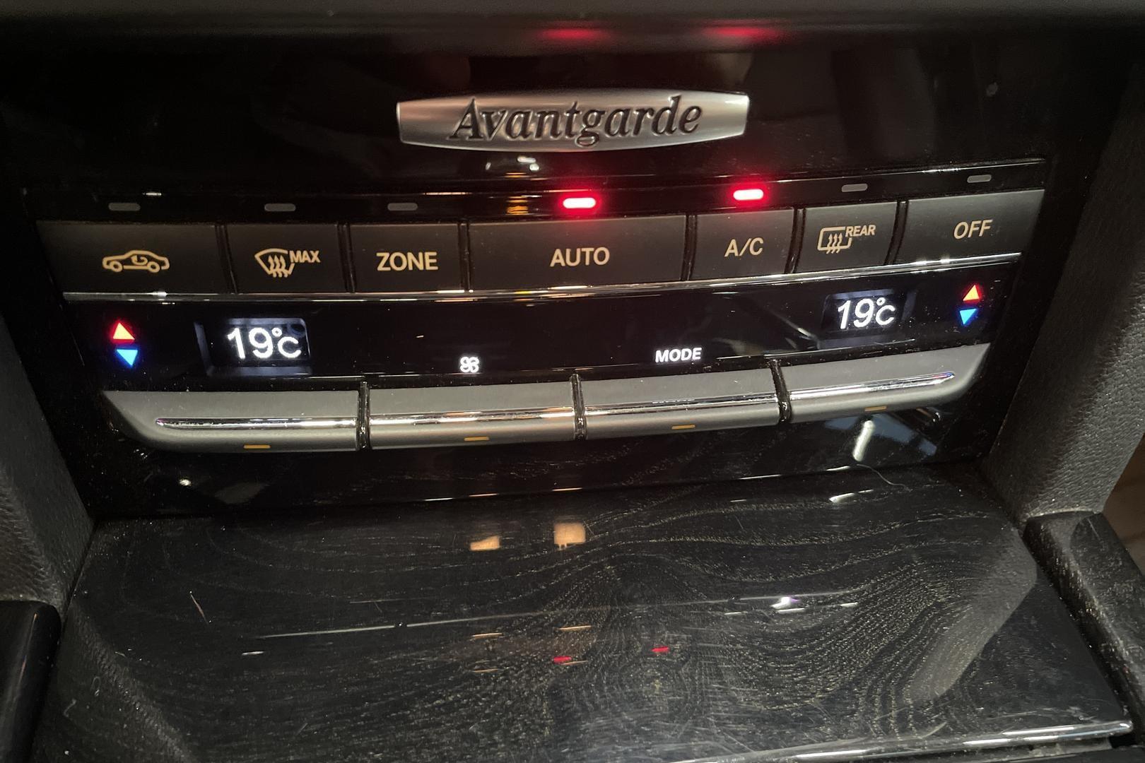 Mercedes-Benz E 2011