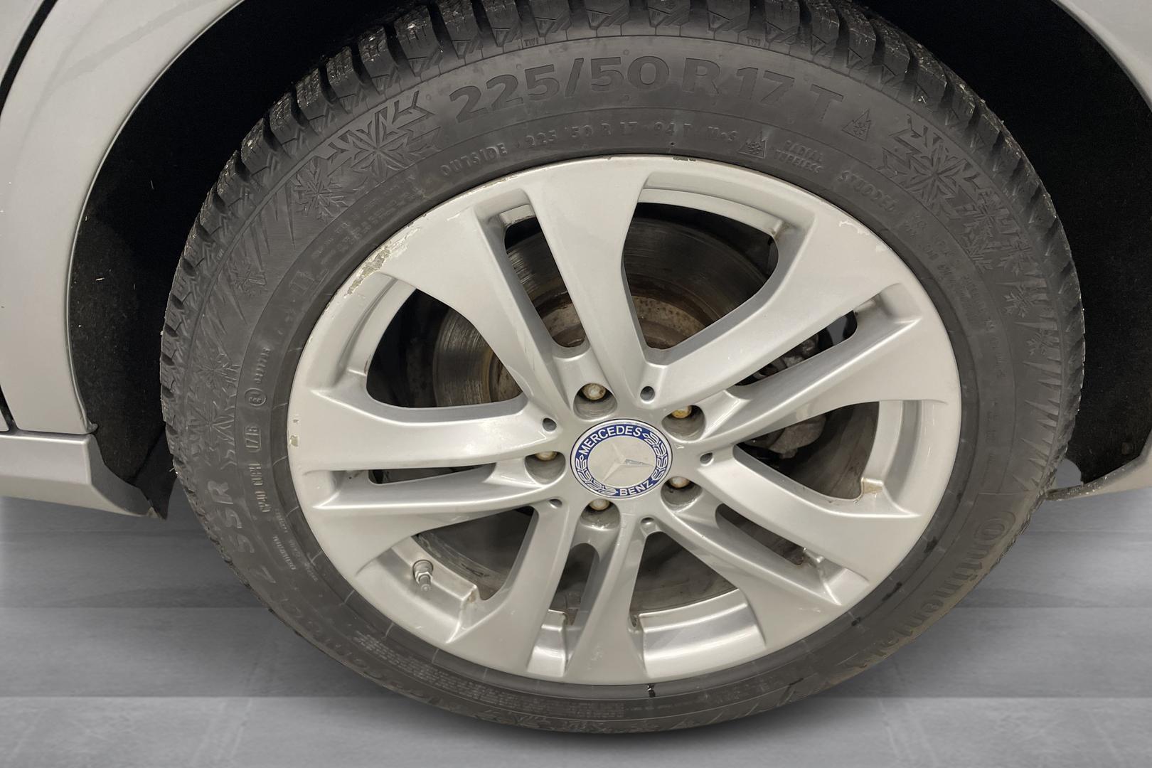 Mercedes-Benz E 2011