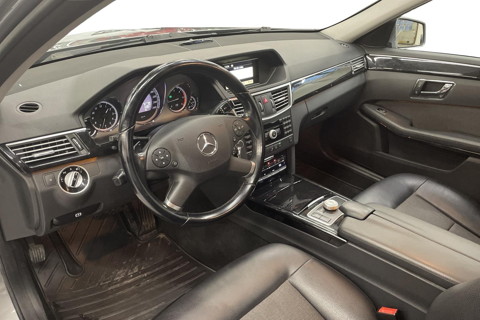 Mercedes-Benz E 2011