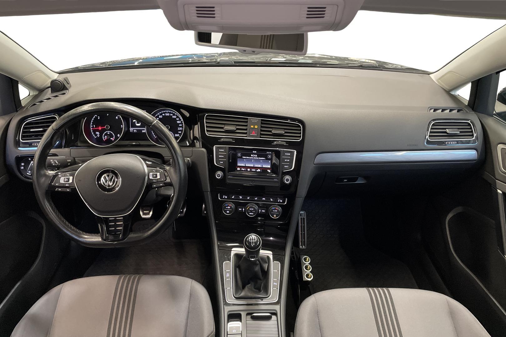 Volkswagen Golf 2016