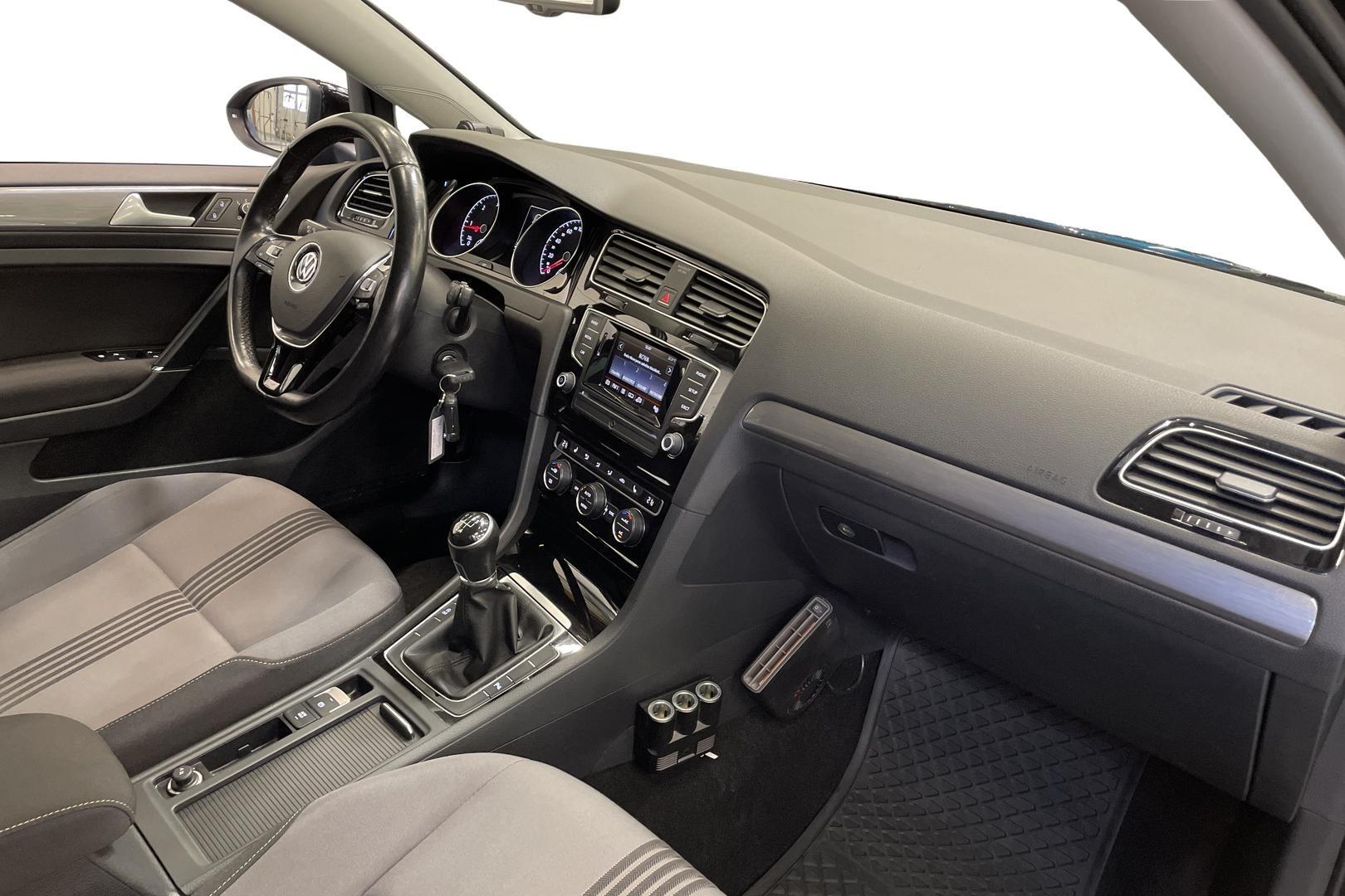Volkswagen Golf 2016