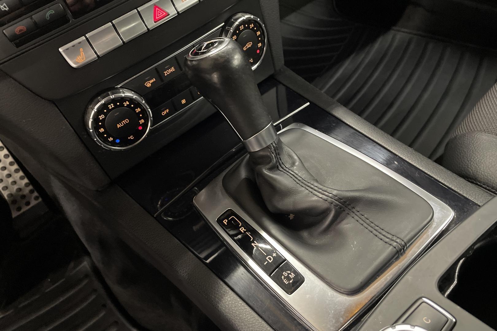 Mercedes-Benz C 2011