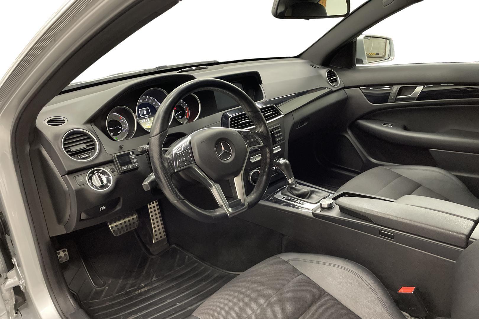 Mercedes-Benz C 2011