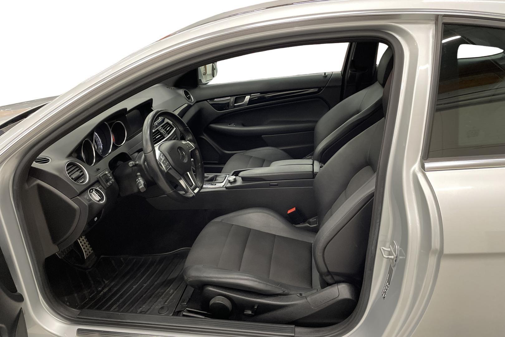 Mercedes-Benz C 2011