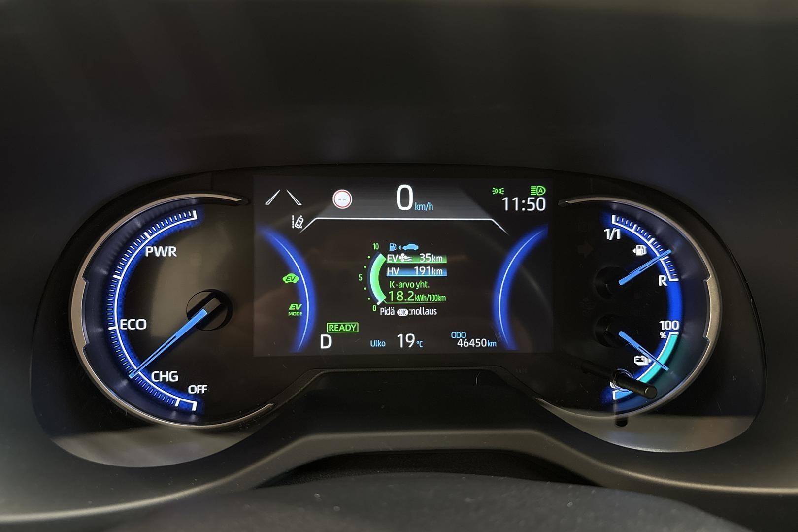 Toyota RAV4 Plug-in 26