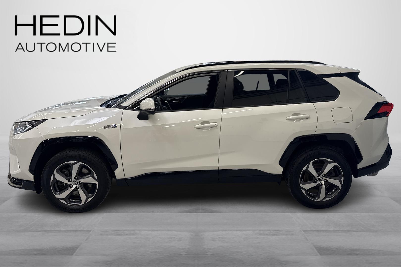 Toyota RAV4 Plug-in 7
