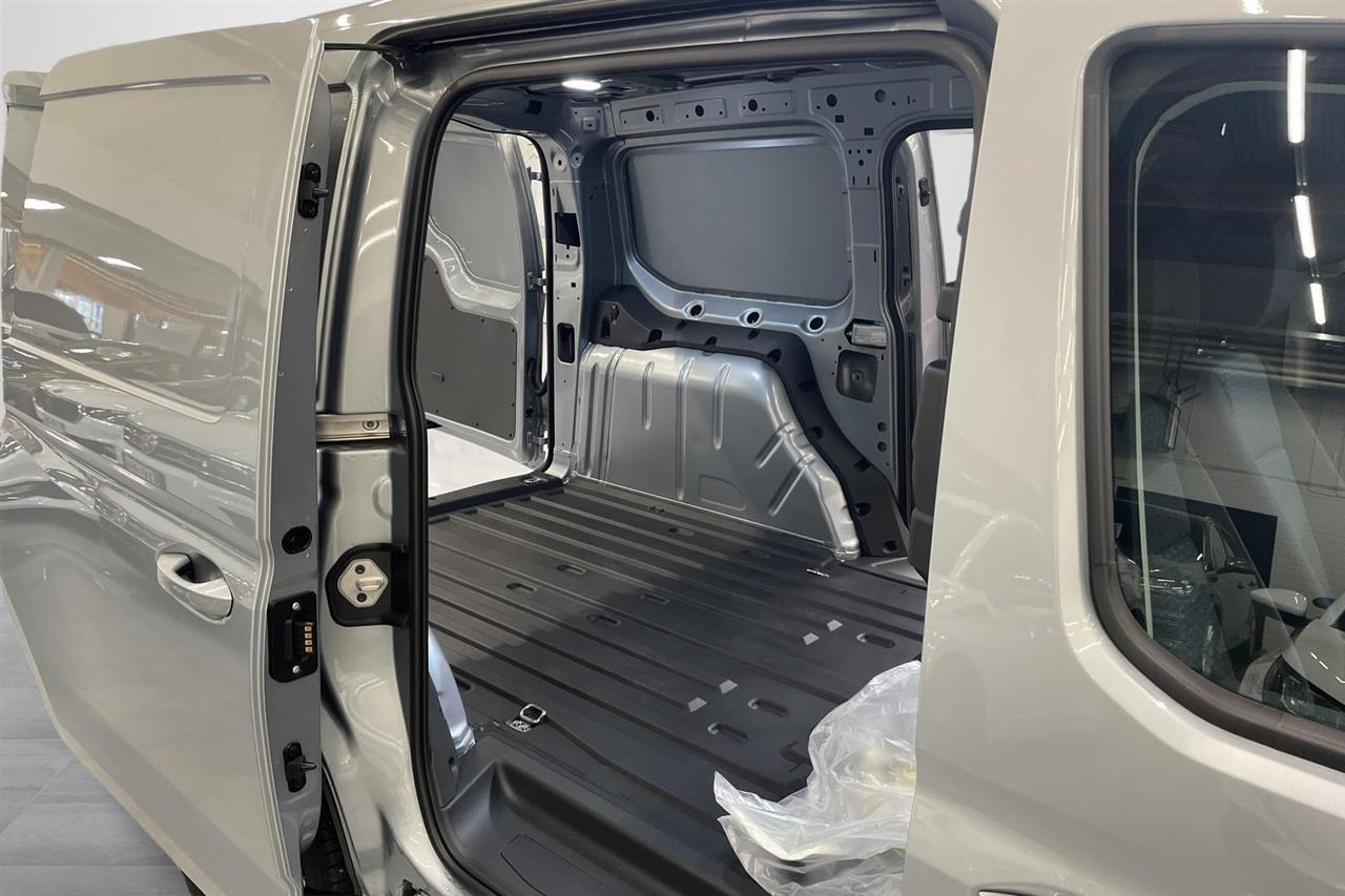 Ford Transit Connect 2025