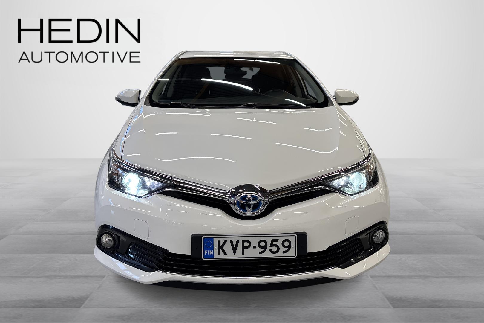 Toyota Auris 2016