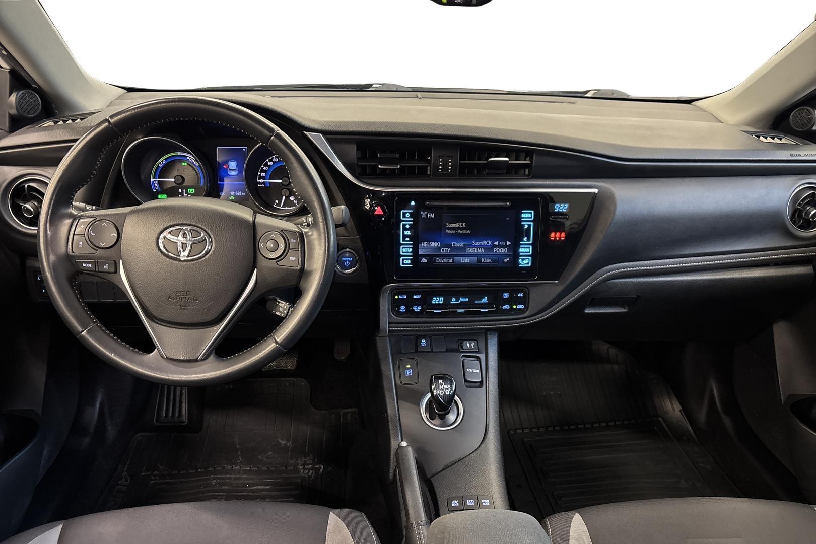 Toyota Auris 2016