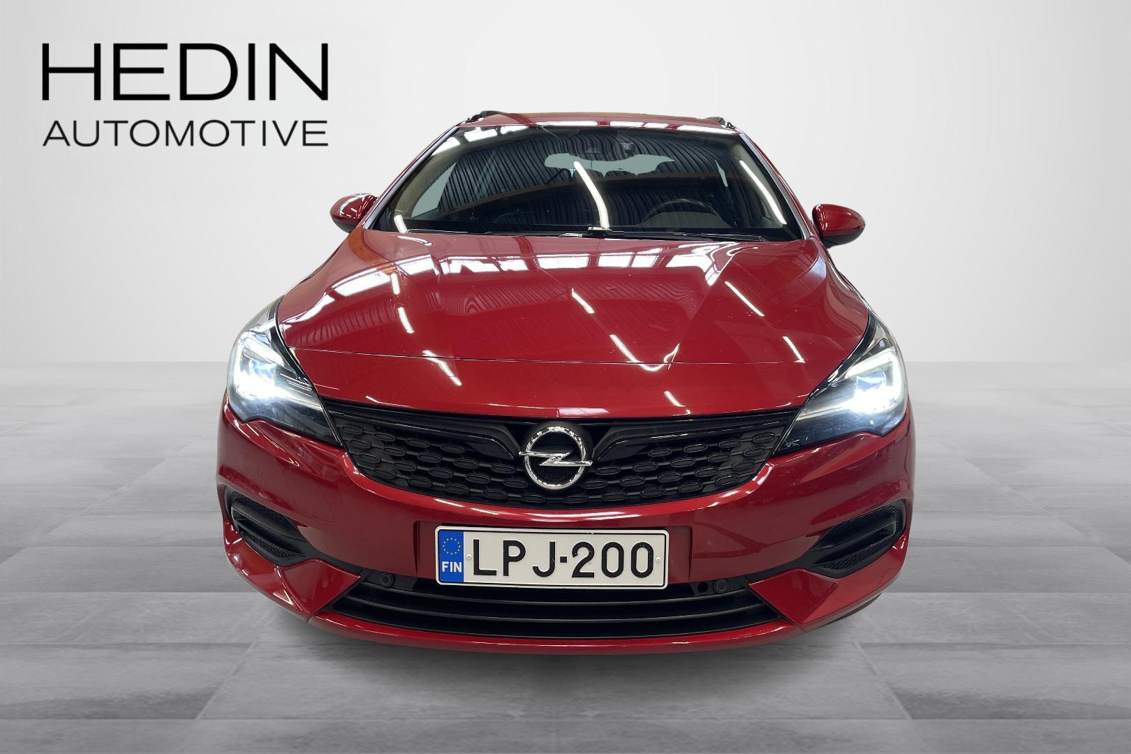 Opel Astra 2021