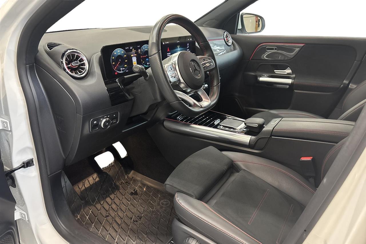 Mercedes-Benz GLA 2023