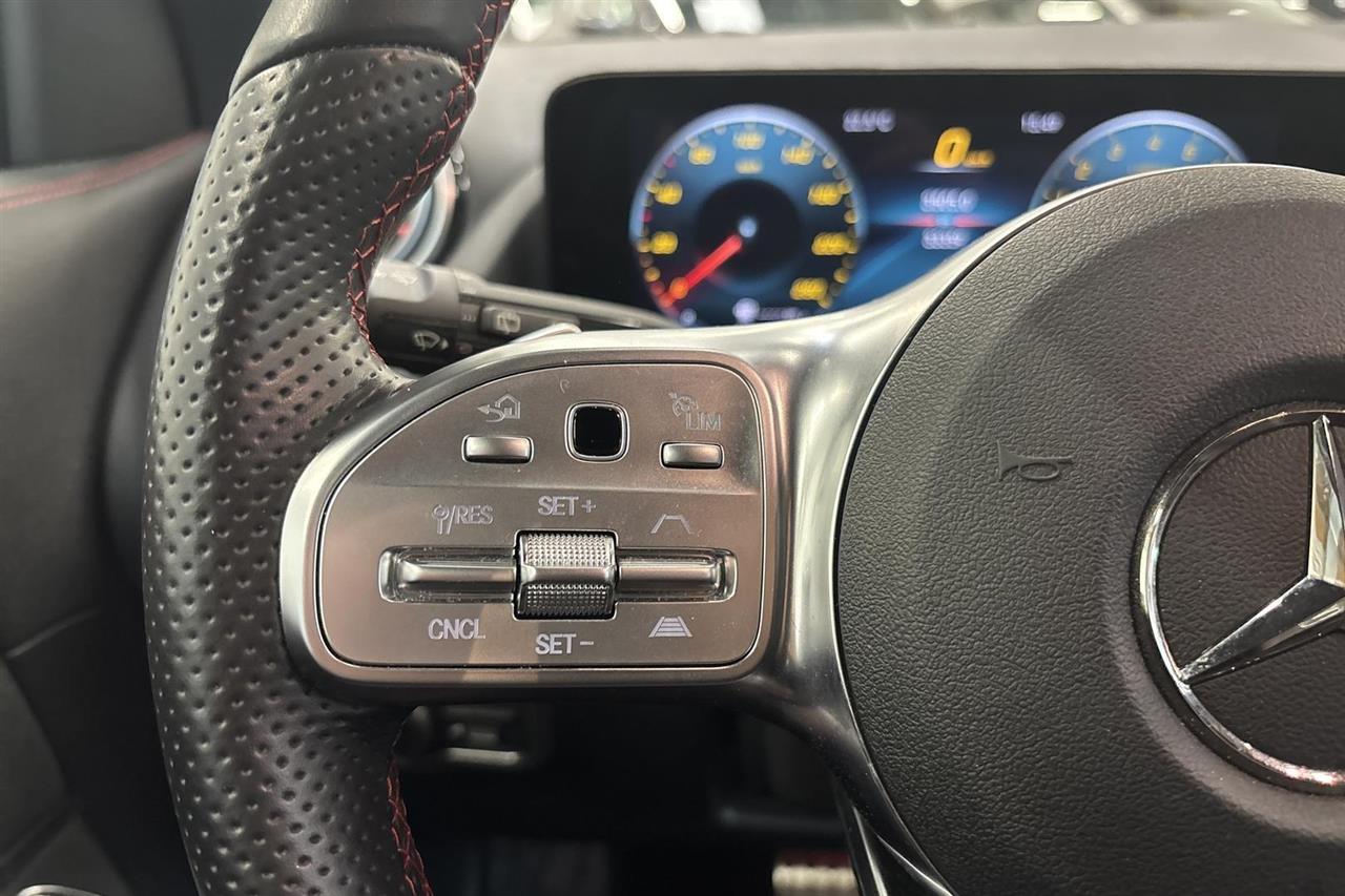 Mercedes-Benz GLA 2023