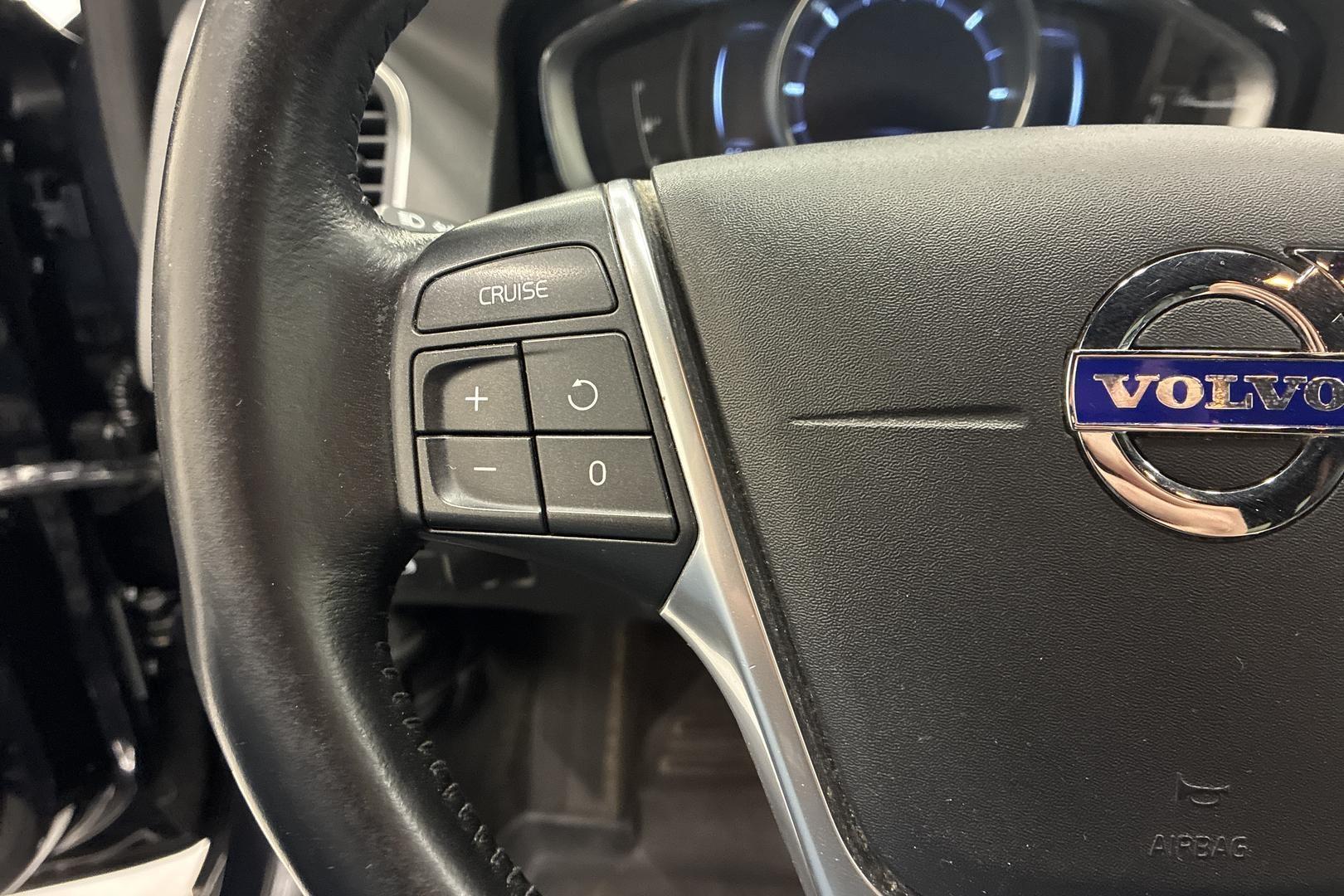 Volvo XC60 16