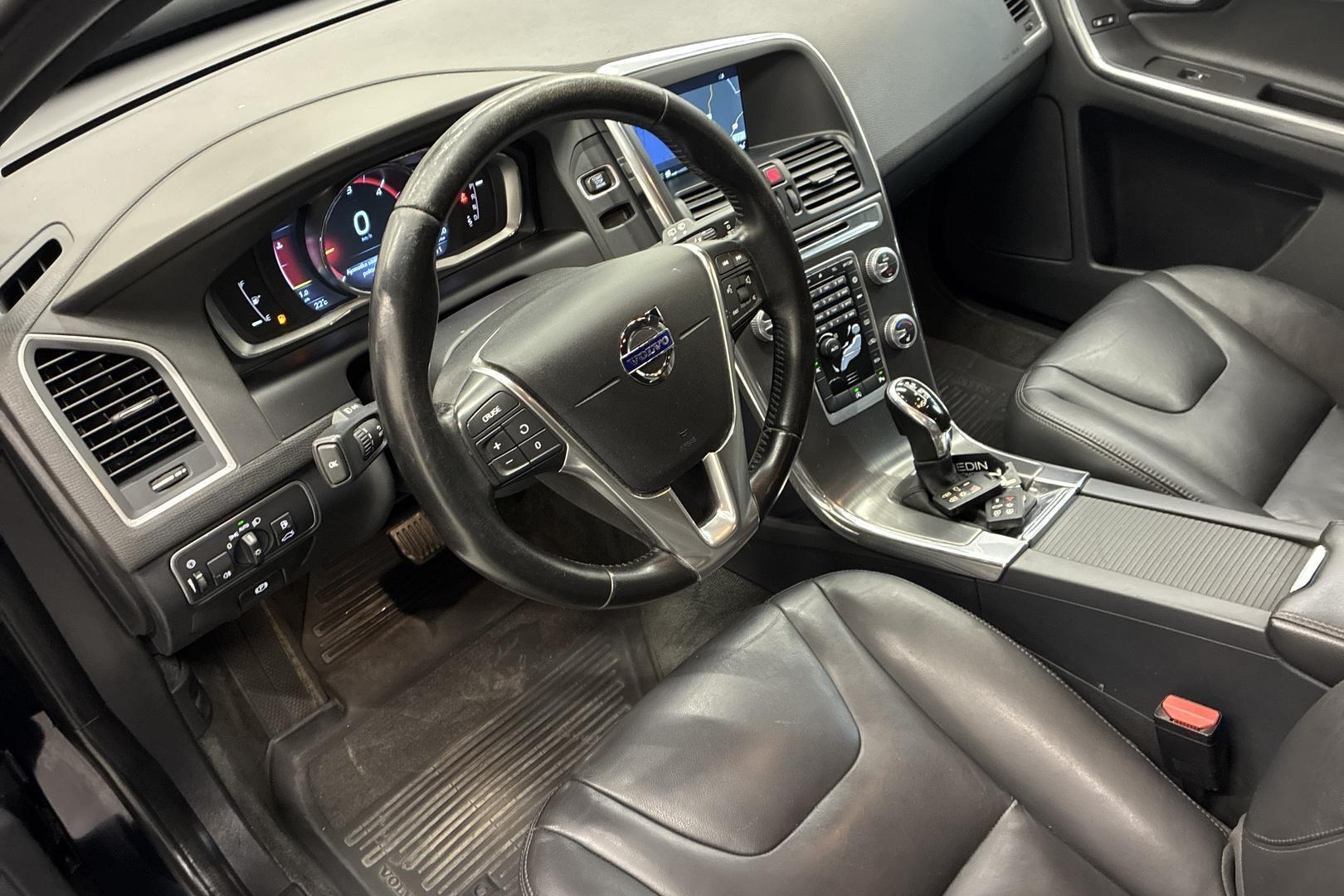 Volvo XC60 9