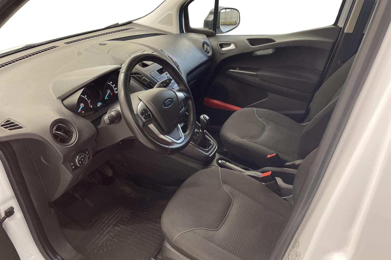 Ford Transit Courier 2022