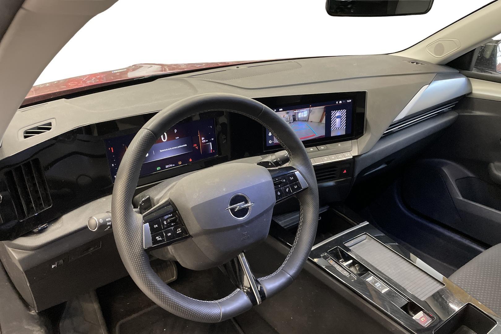 Opel Astra 2024