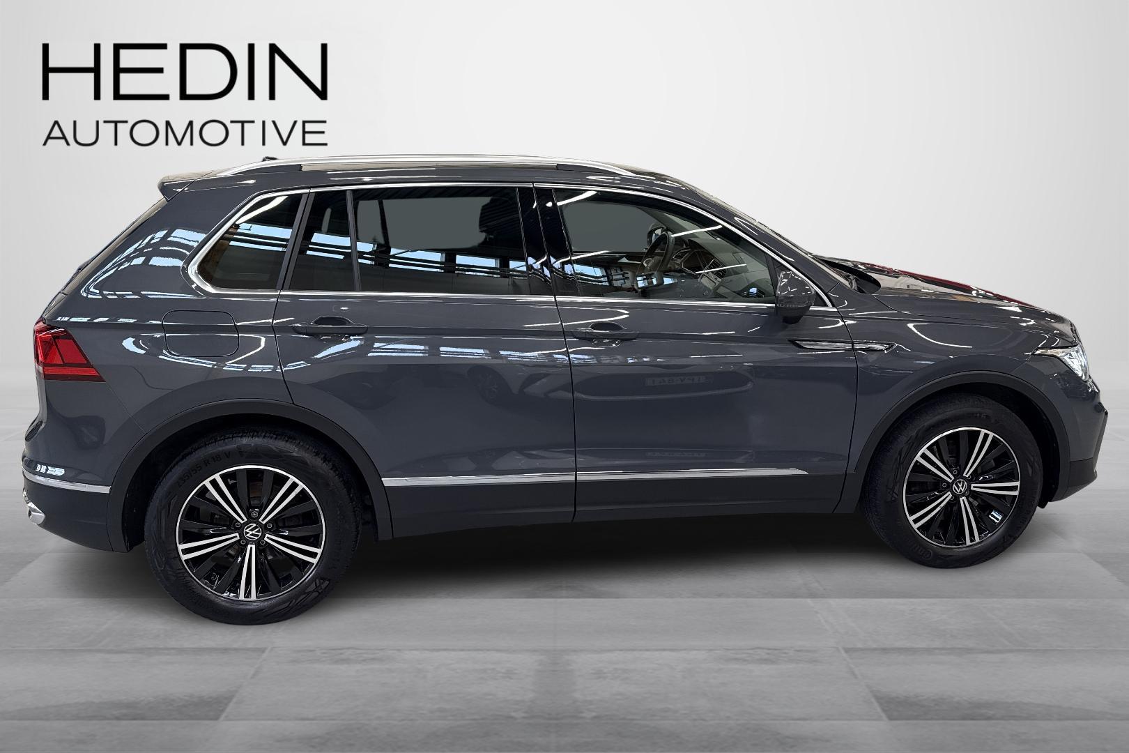 Volkswagen Tiguan 8