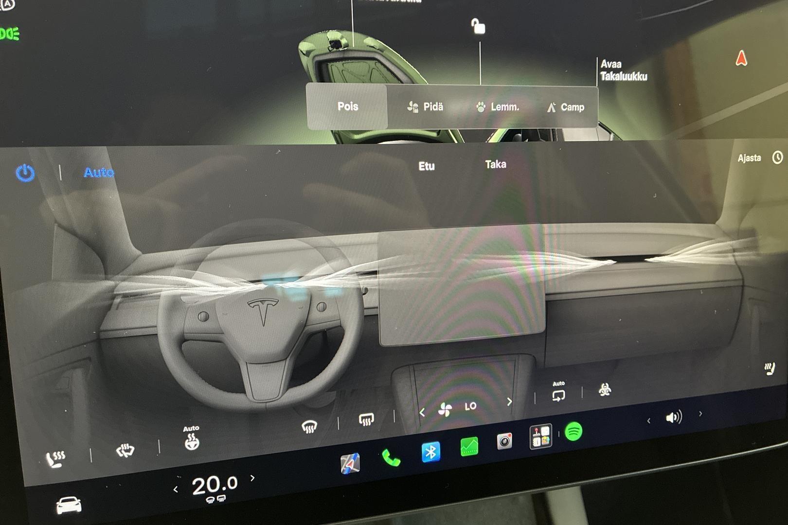 Tesla Model Y 2023