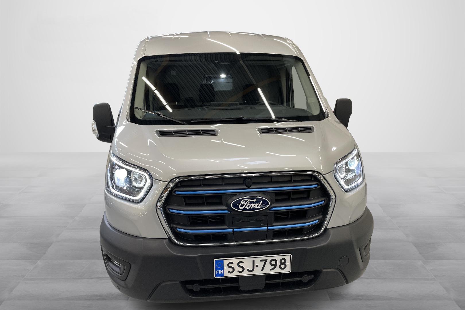 Ford Transit 16