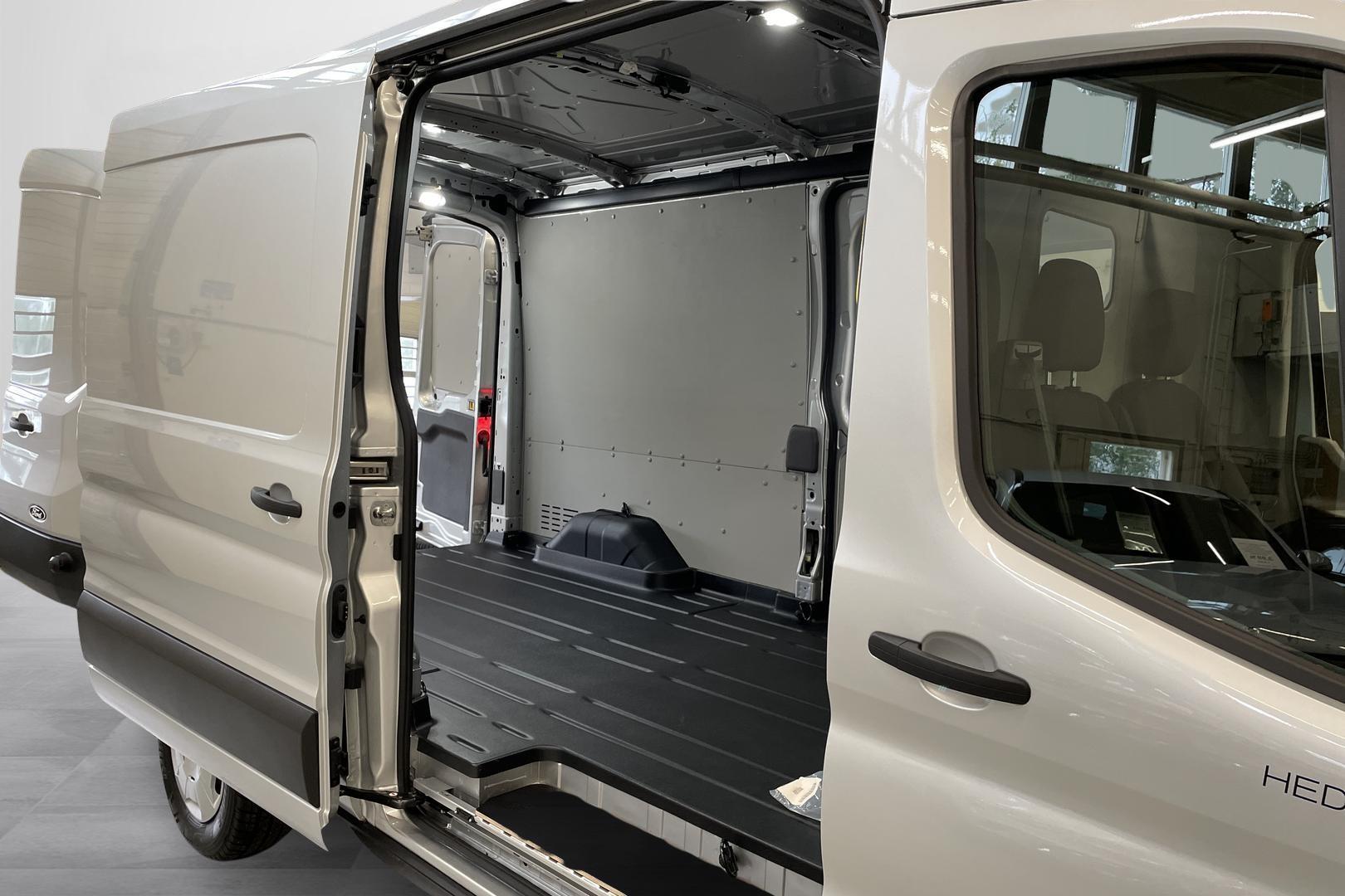 Ford Transit 5