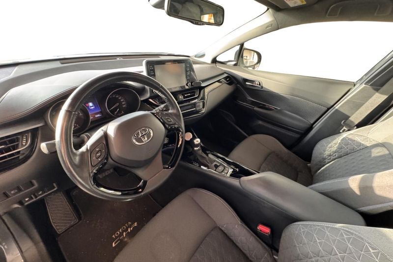 Toyota C-HR 2021