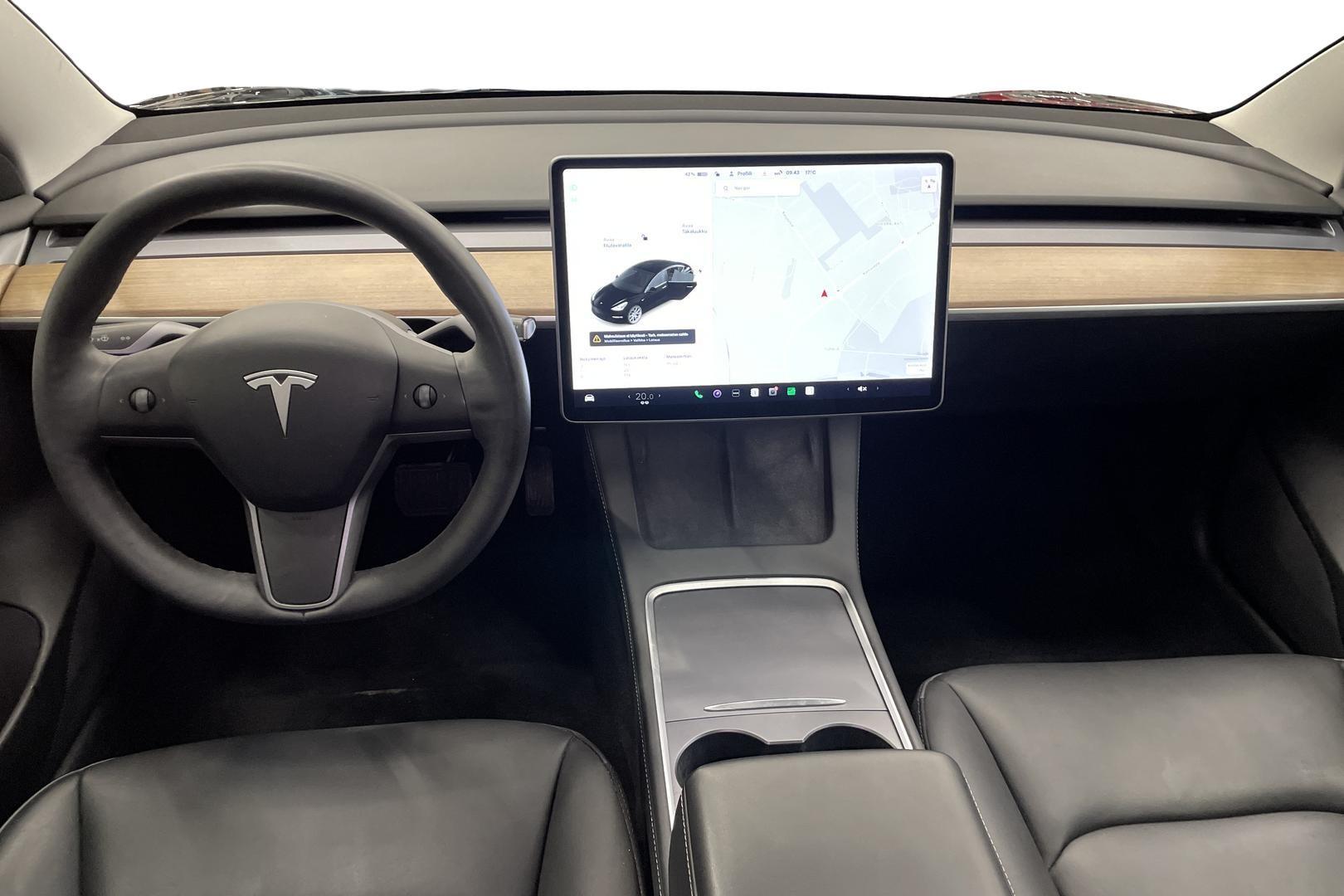 Tesla Model 3 2021