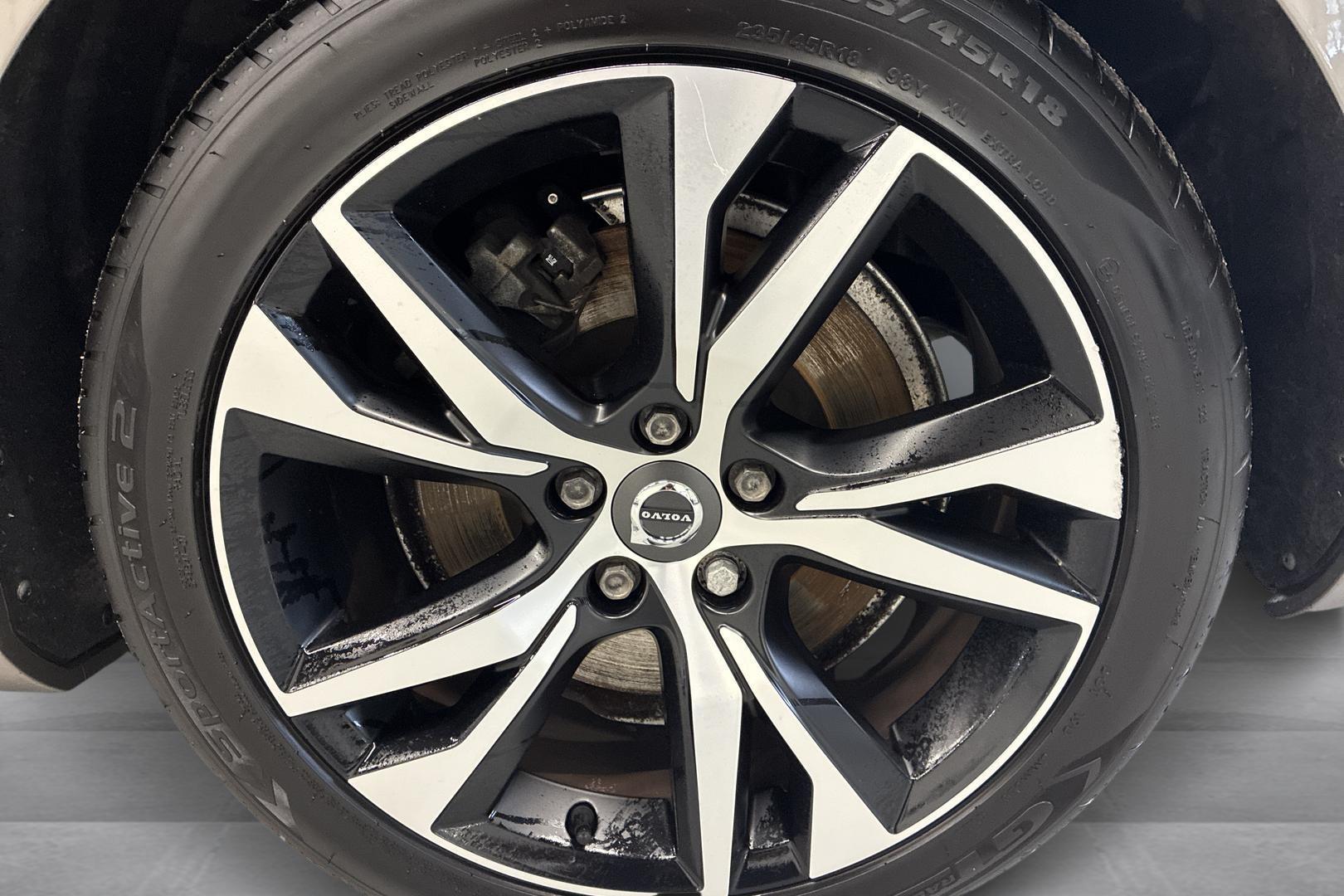 Volvo V60 2019