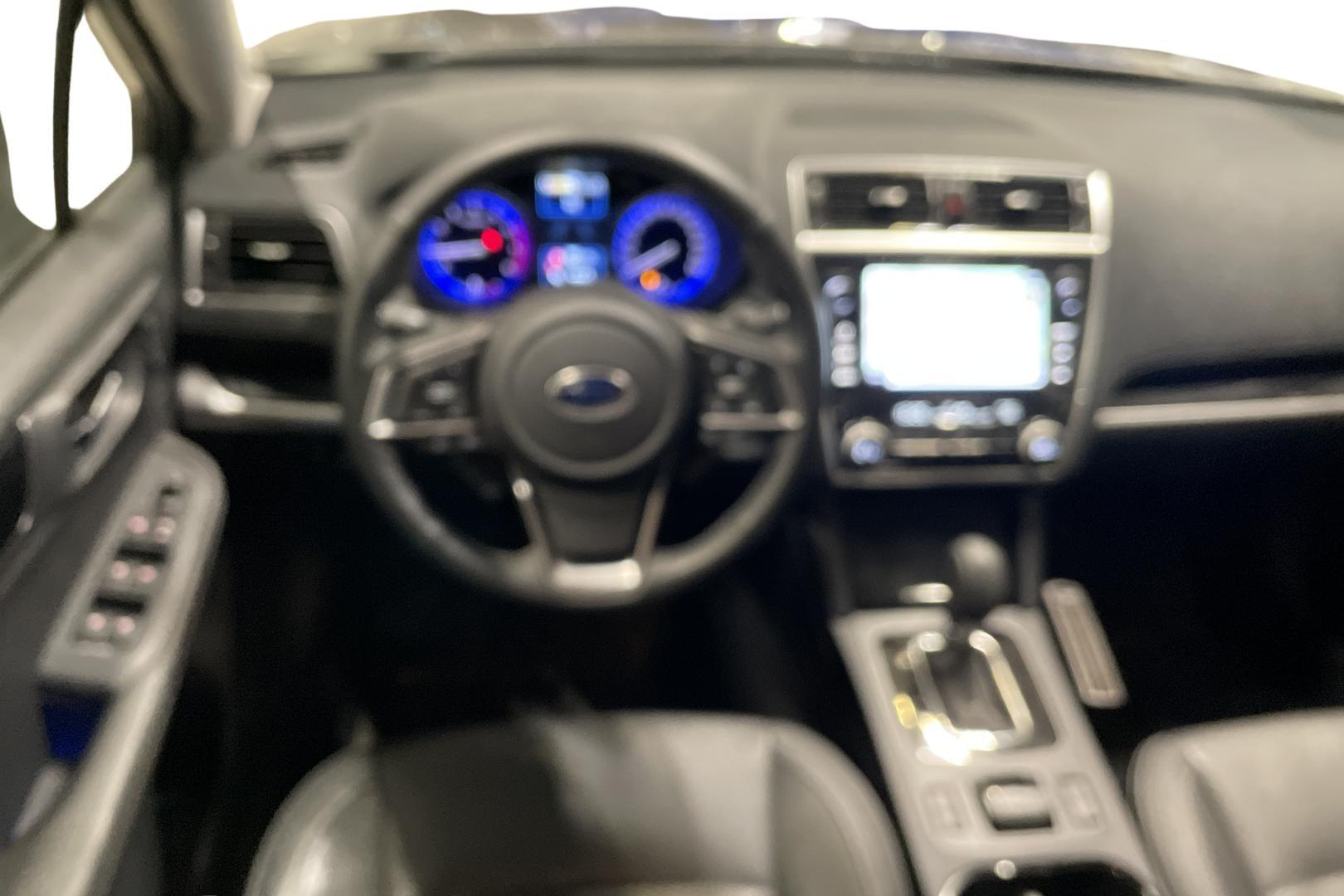 SUBARU OUTBACK 2020