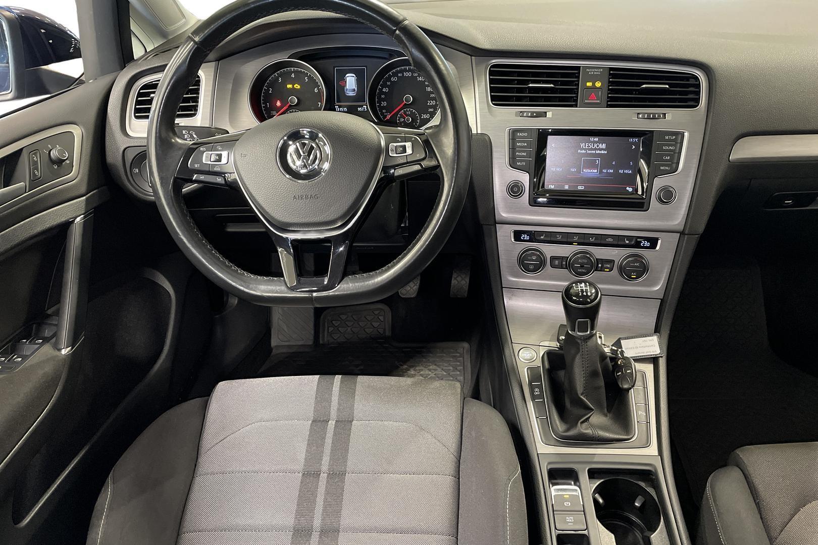 Volkswagen Golf 2015