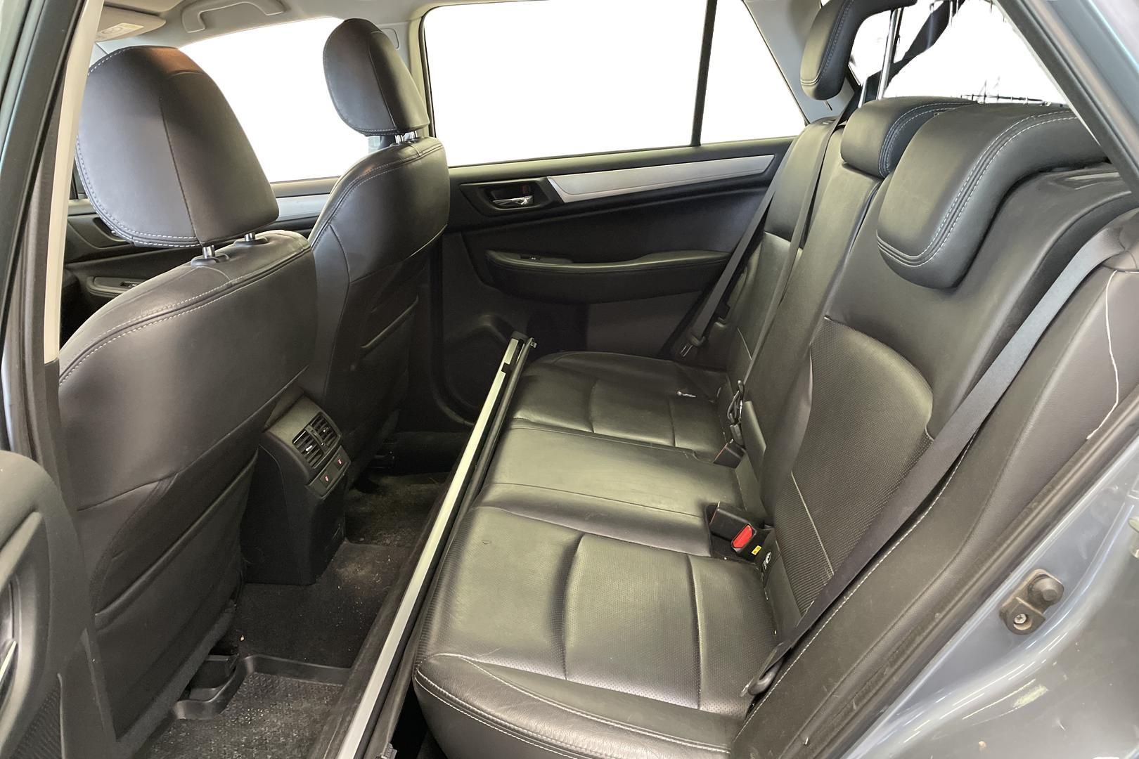 Subaru Outback 2015