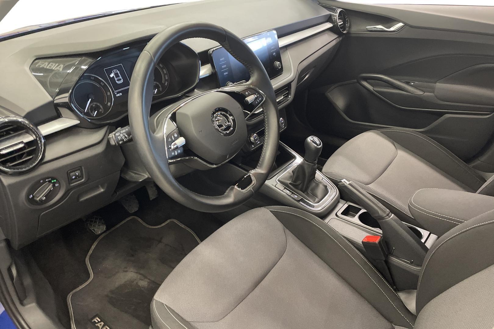SKODA Fabia 2023