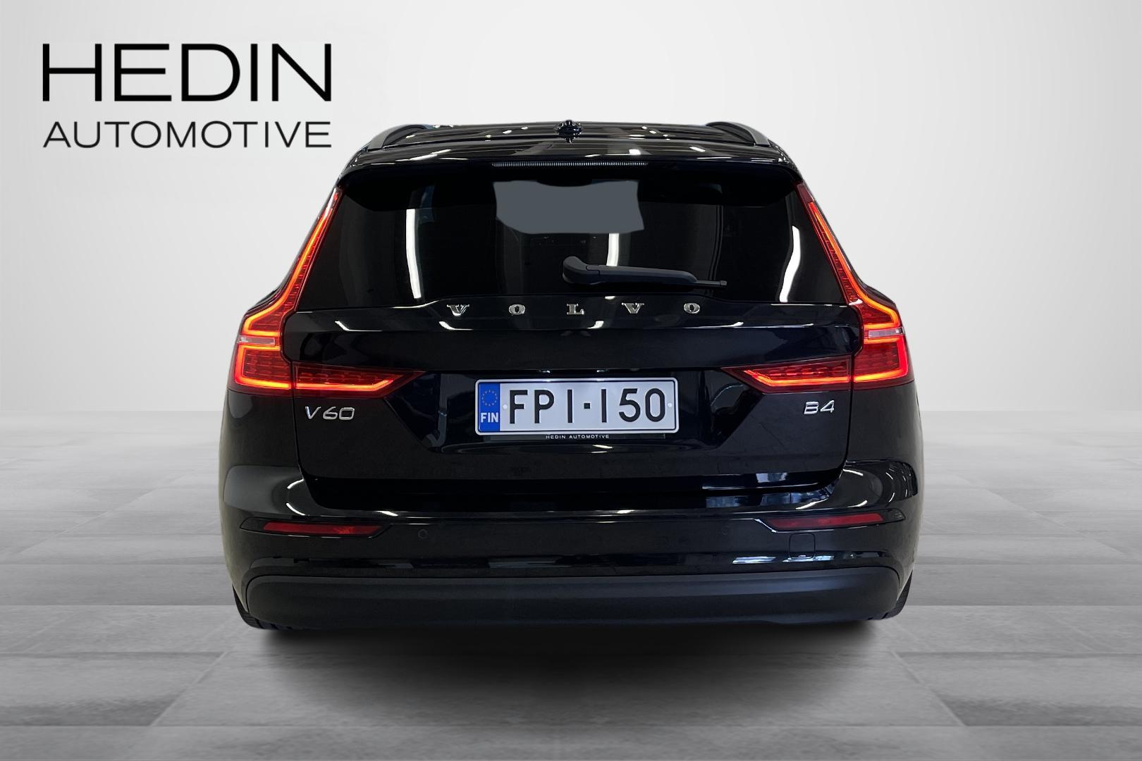 VOLVO V60 2022