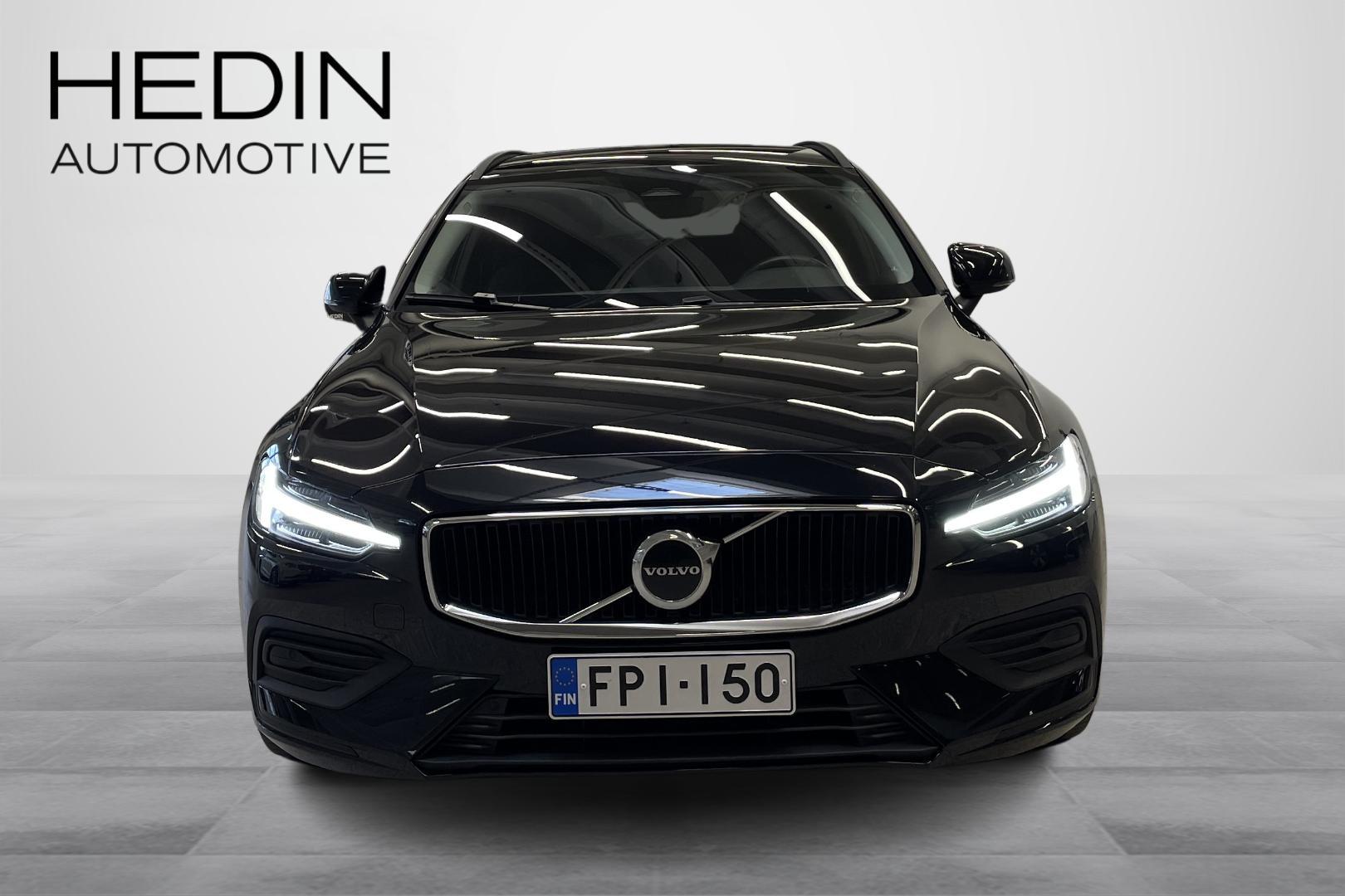 VOLVO V60 2022