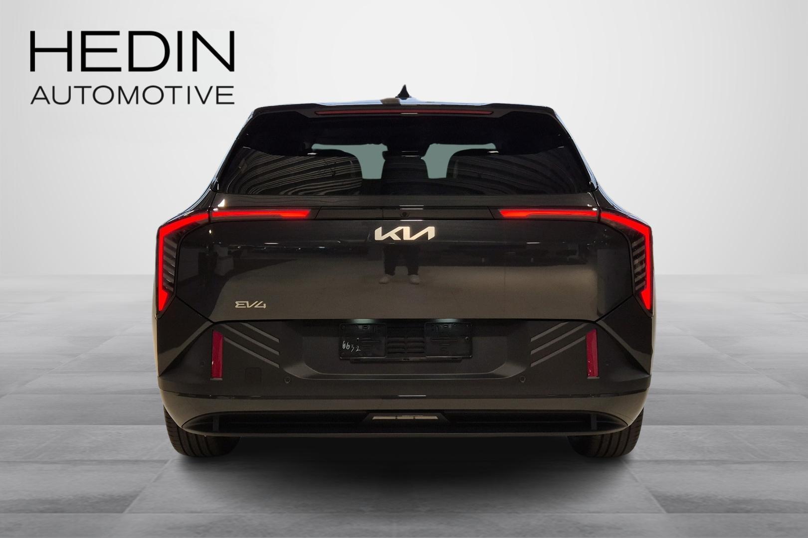 Kia EV4 3