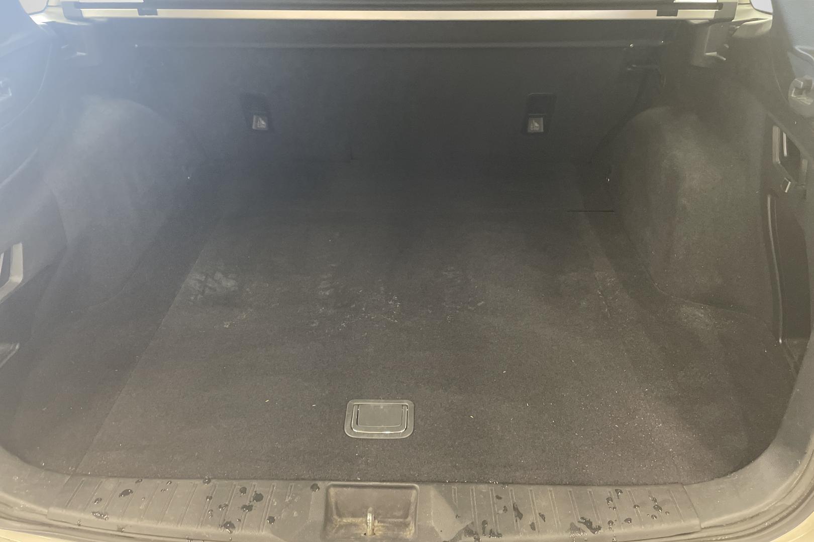 SUBARU OUTBACK 2015