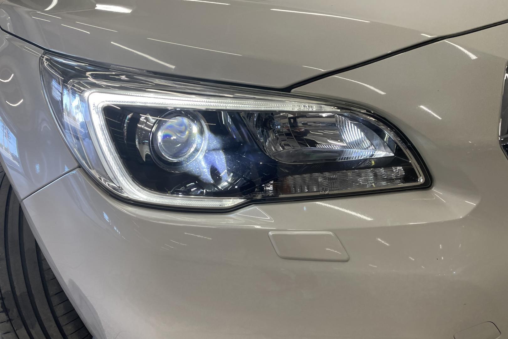 SUBARU OUTBACK 2015