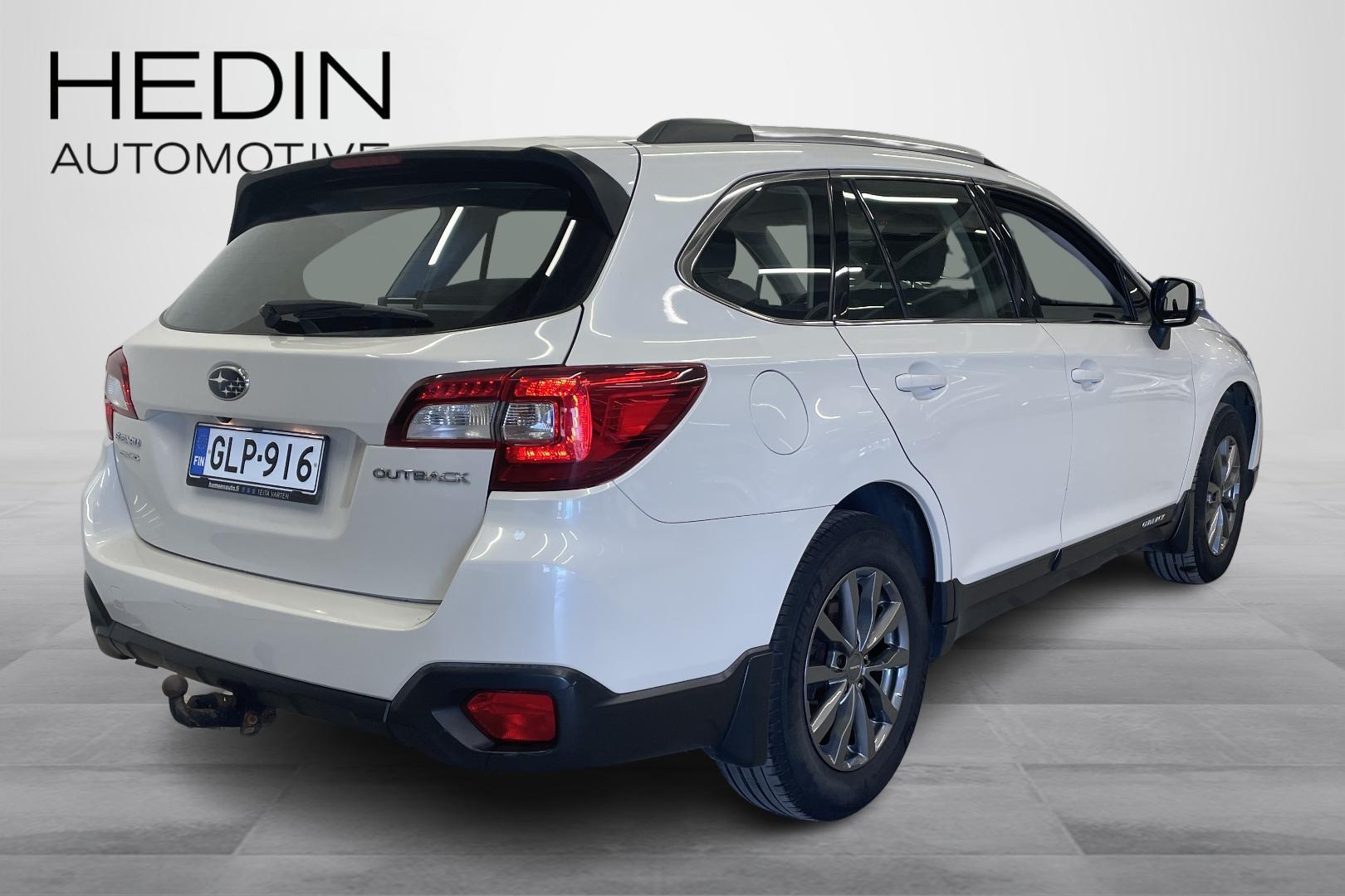 SUBARU OUTBACK 2015
