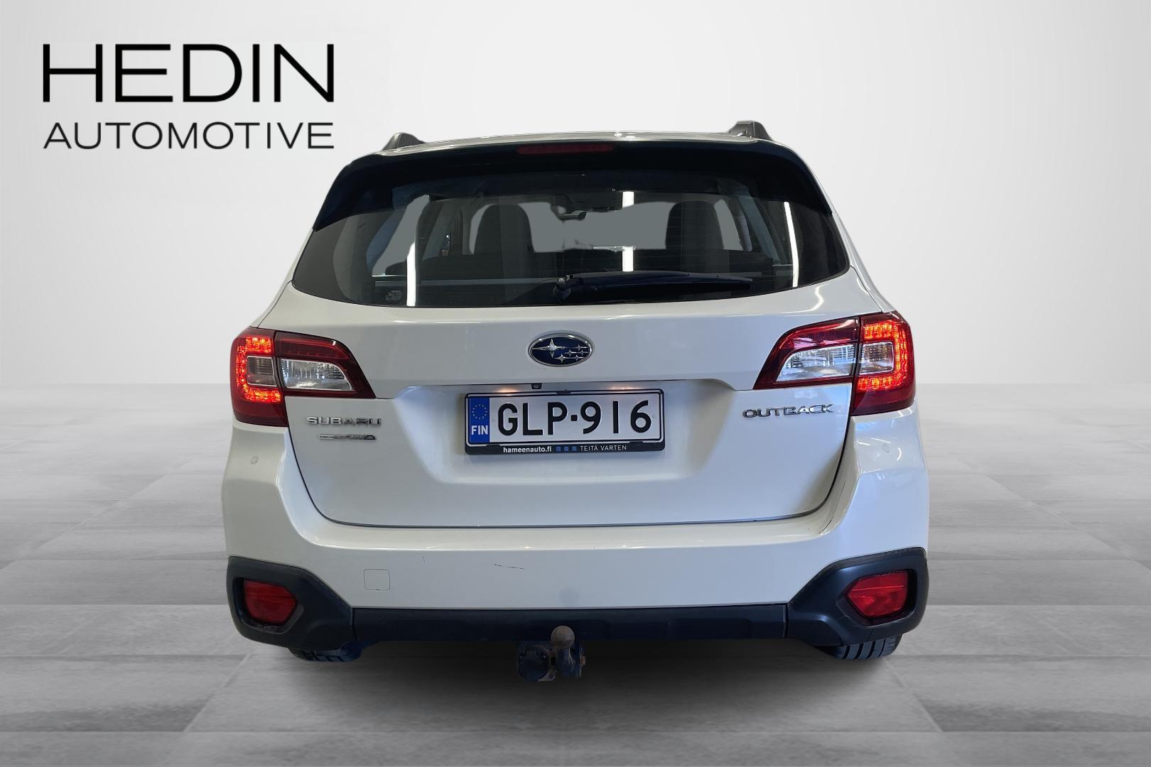 SUBARU OUTBACK 2015