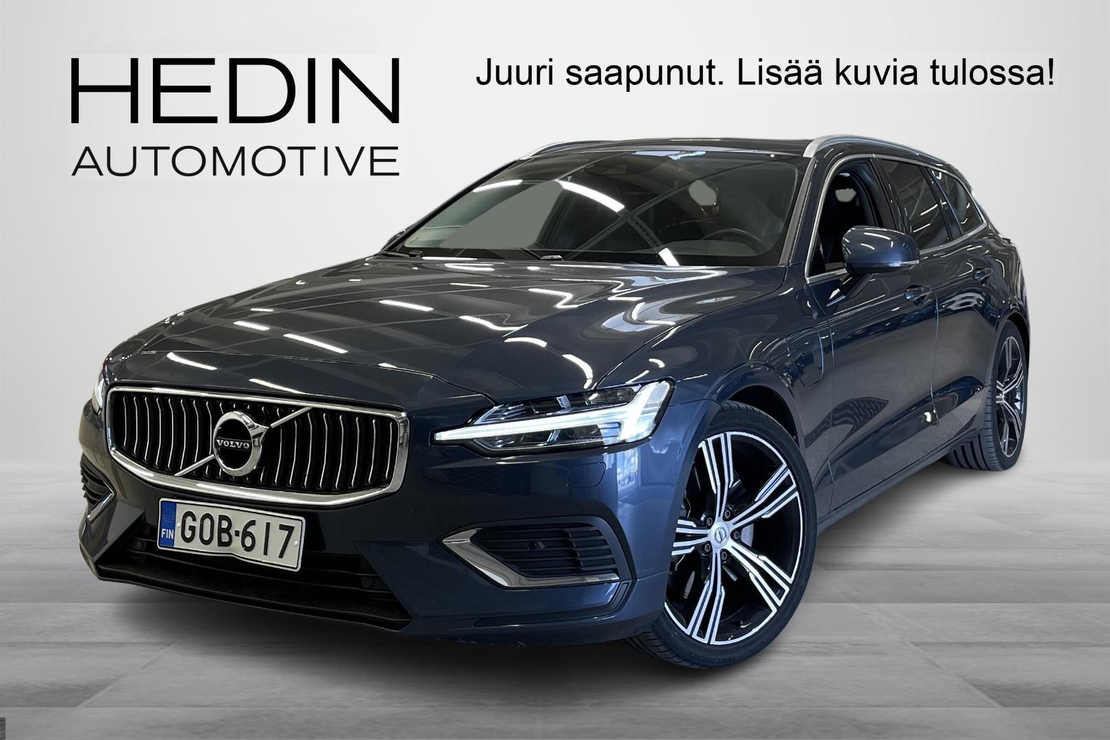 VOLVO V60 2021