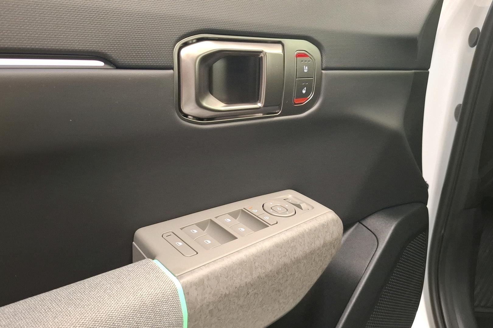 Kia EV4 16