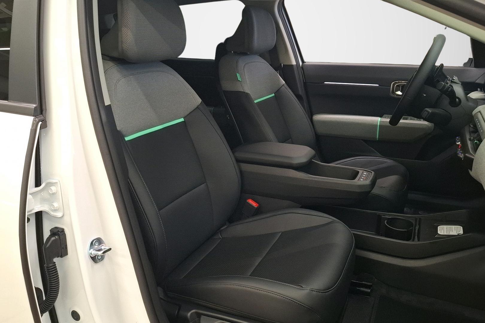 Kia EV4 17