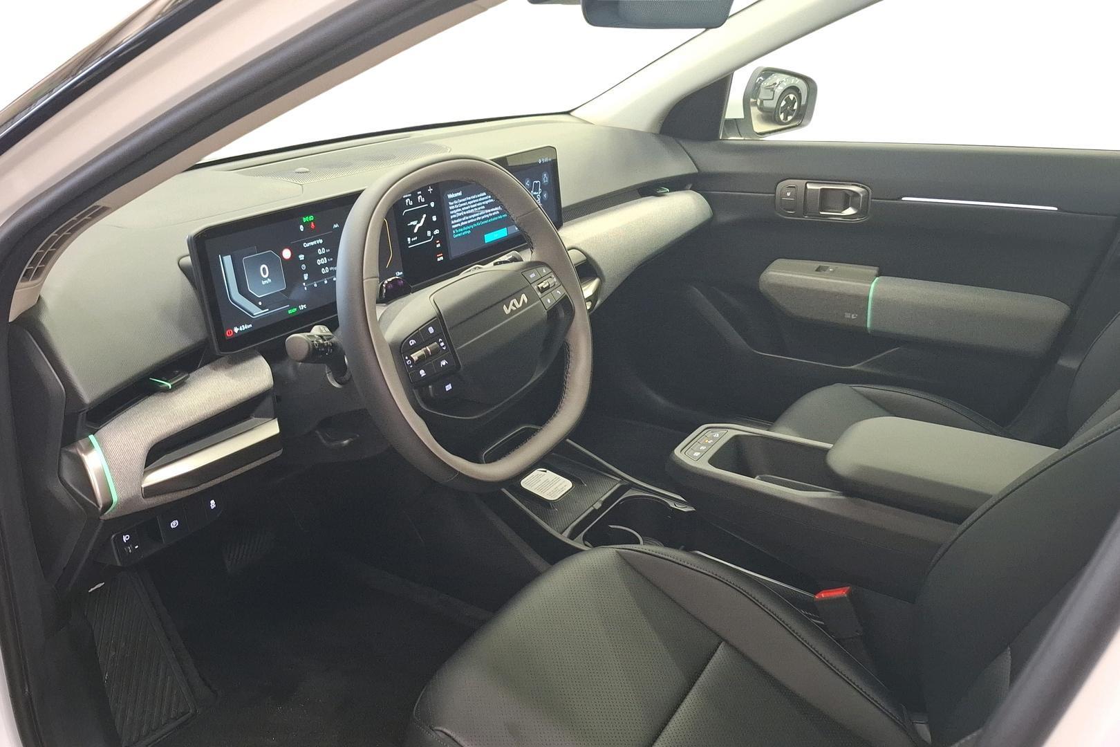 Kia EV4 8