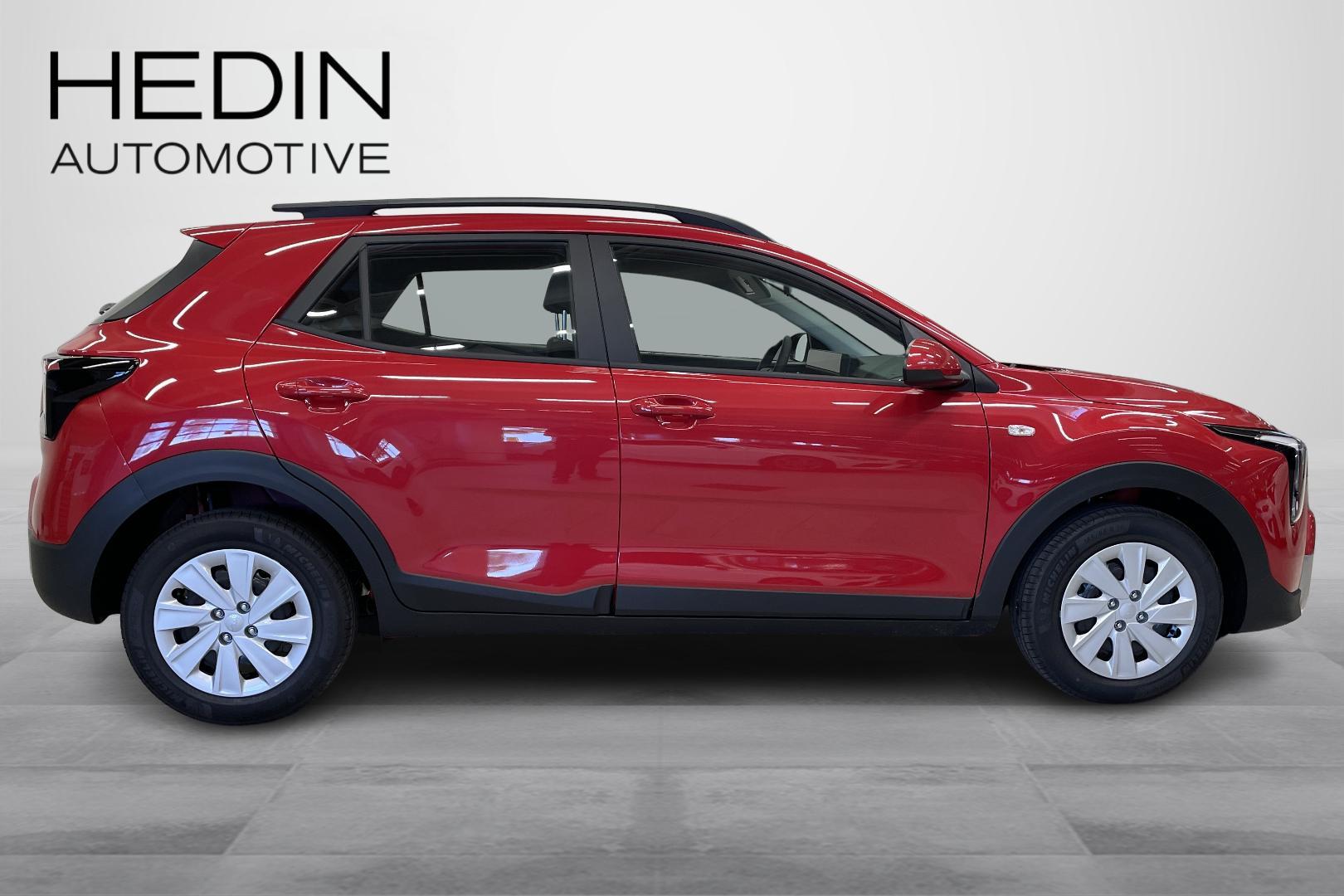 KIA STONIC 6
